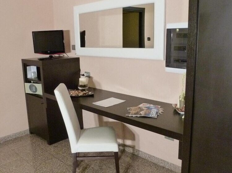 Eh Suites Rome Airport Euro House Hotels