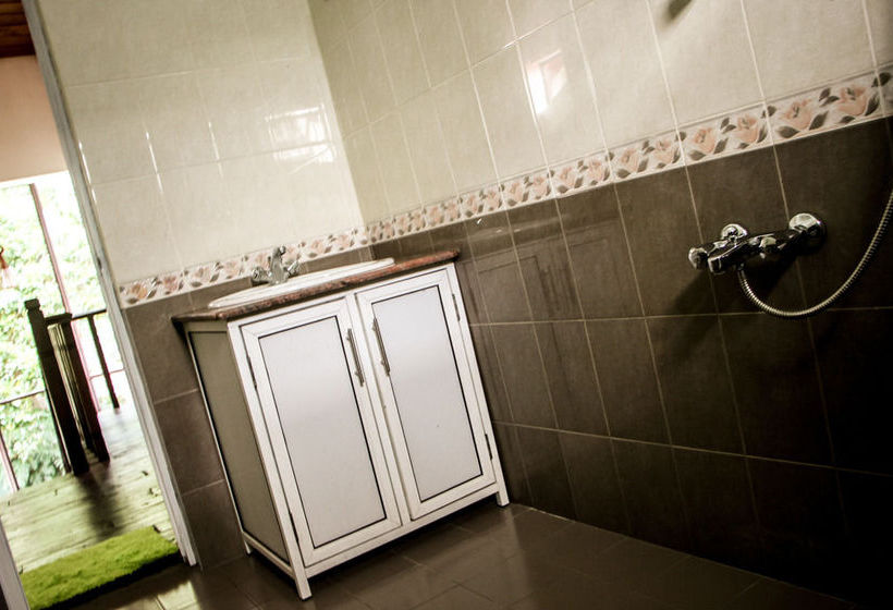 הוסטל Negombo Beach By Flipflop