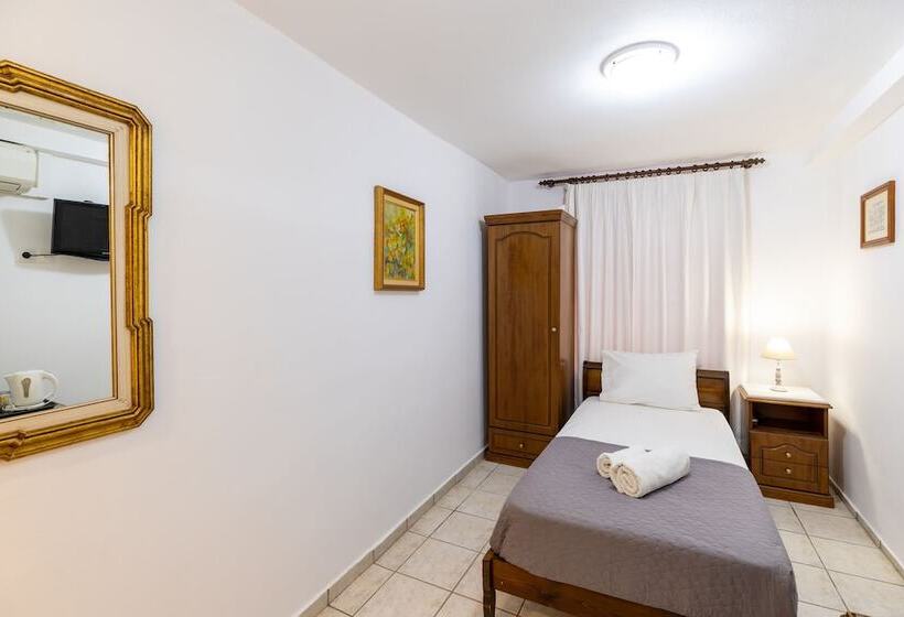 호텔 Achilleas Pension