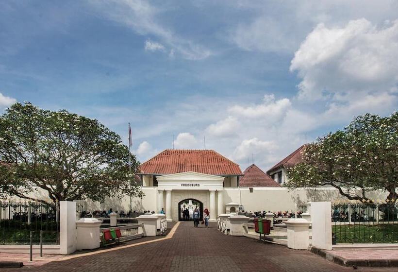 Amaris Hotel Malioboro   Jogja