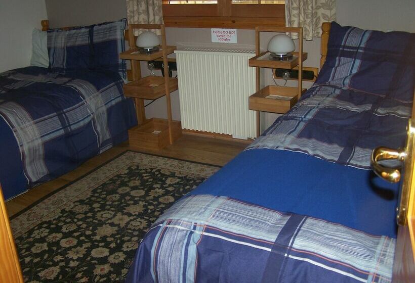 בית מלון כפרי Clifton Cottage