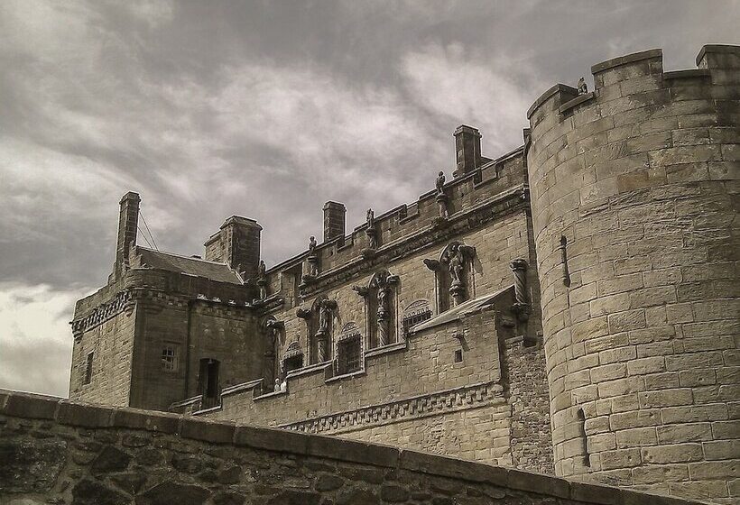 בית מלון כפרי Clifton Cottage