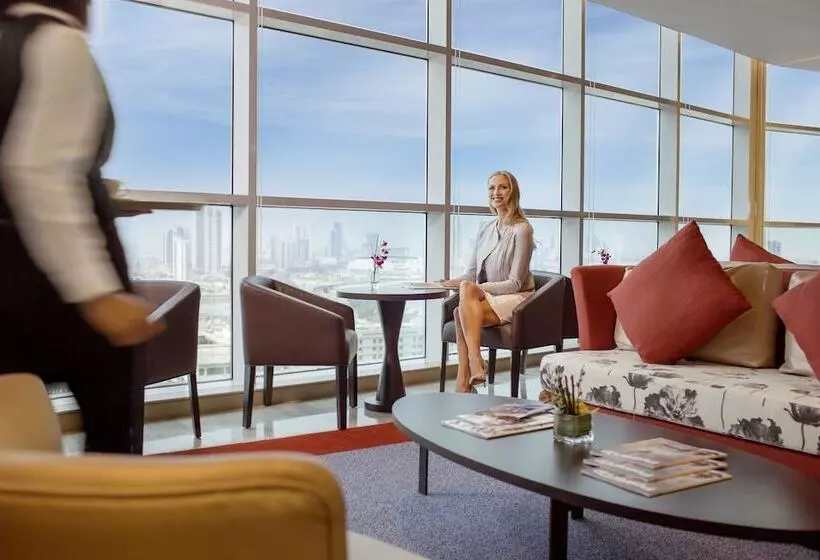 هتل Downtown Rotana