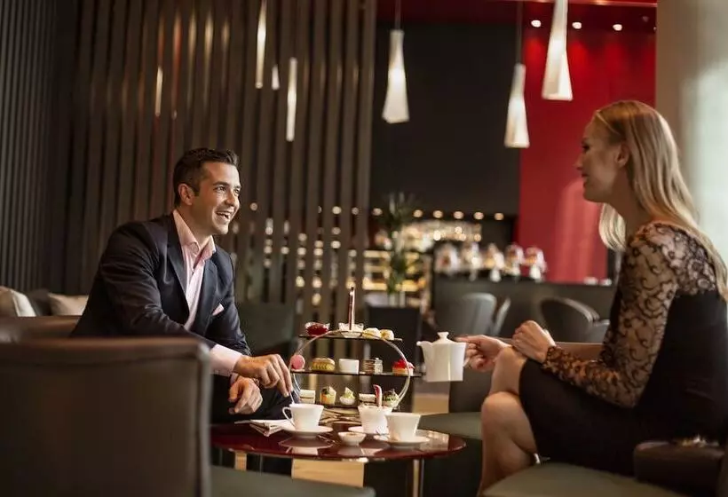 هتل Downtown Rotana