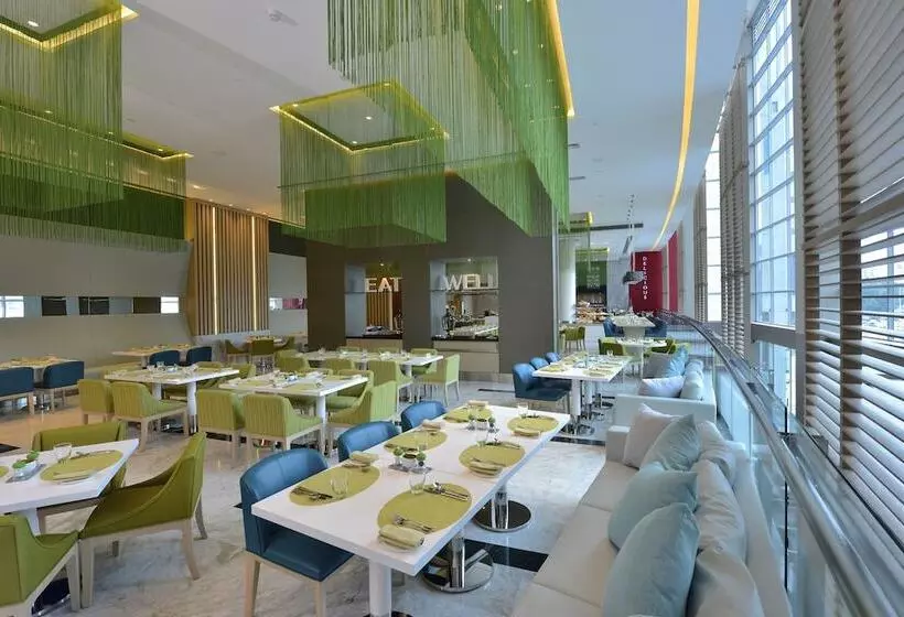 هتل Downtown Rotana