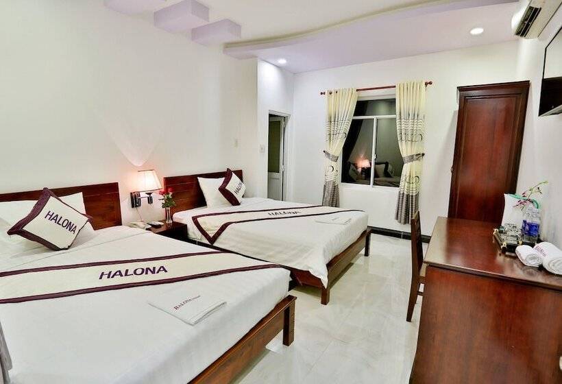 هتل Halona