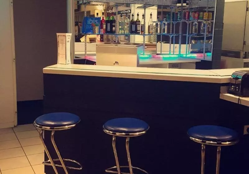 ホテル Ibis Budget Saint Christol Les Ales