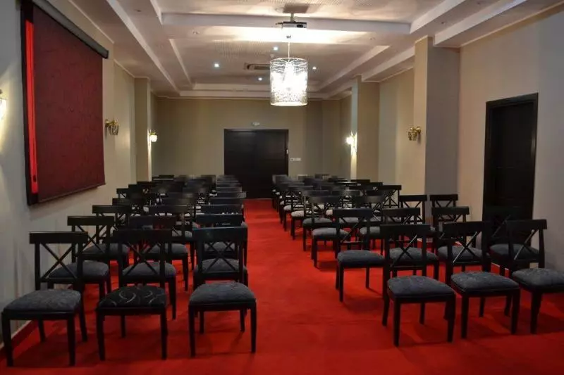 هتل Jardy Hôtel & Suites