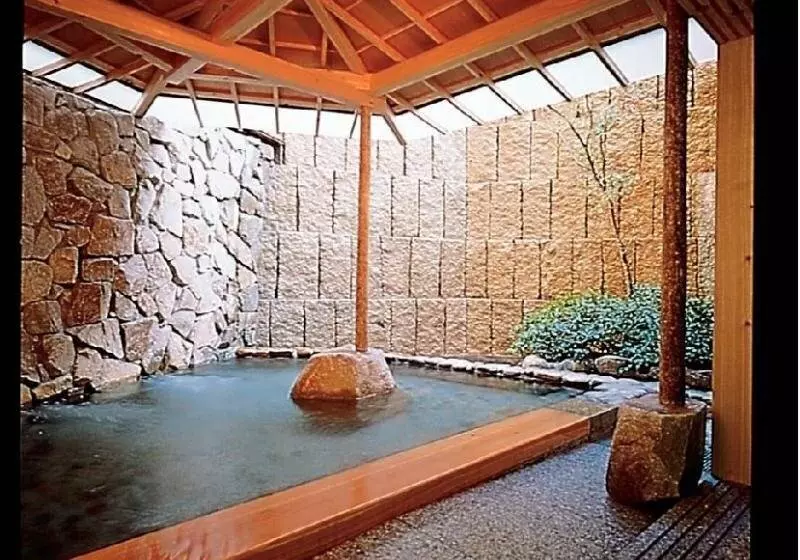 Hotelli Kaike Tsuruya