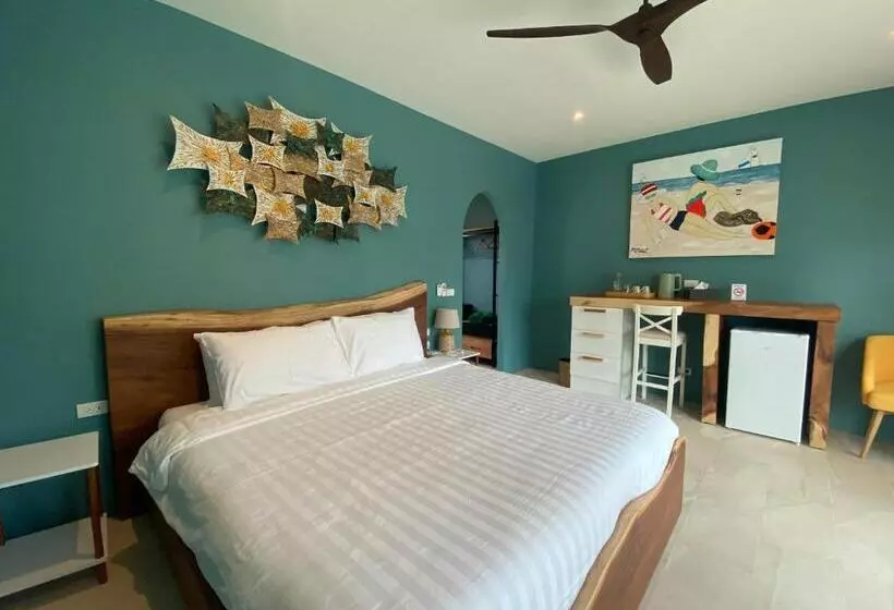 هتل Le Petit Saint Tropez