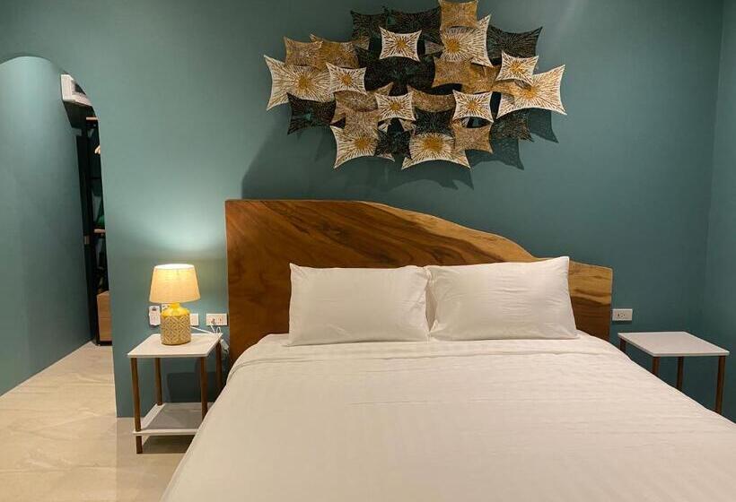 Otel Le Petit Saint Tropez