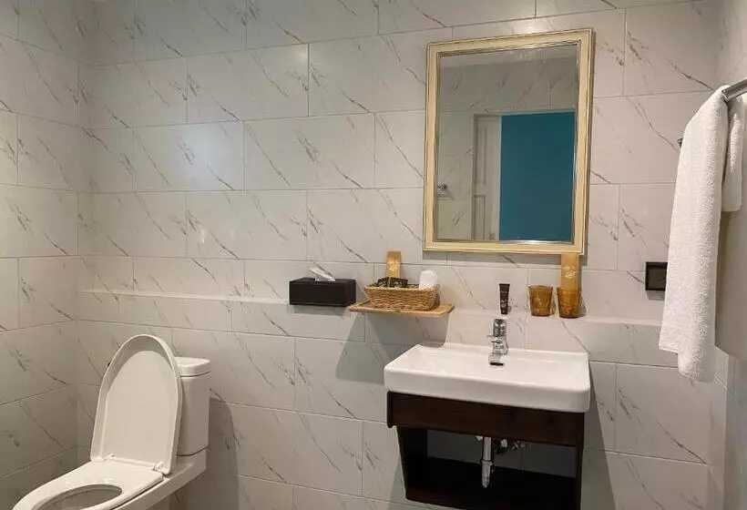 هتل Le Petit Saint Tropez