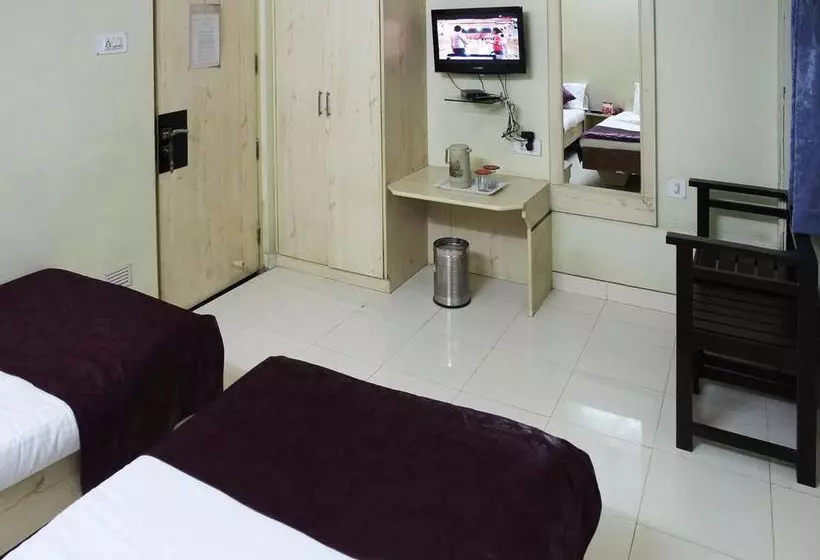 ホテル Oyo Rooms Samarth Nagar Road Varad Ganesh Mandir