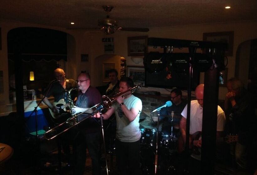 Hotel Quicksilver Mail