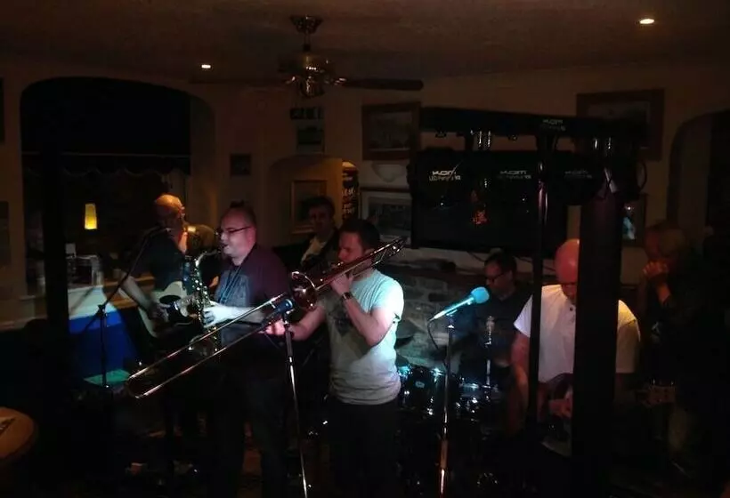 Hotelli Quicksilver Mail