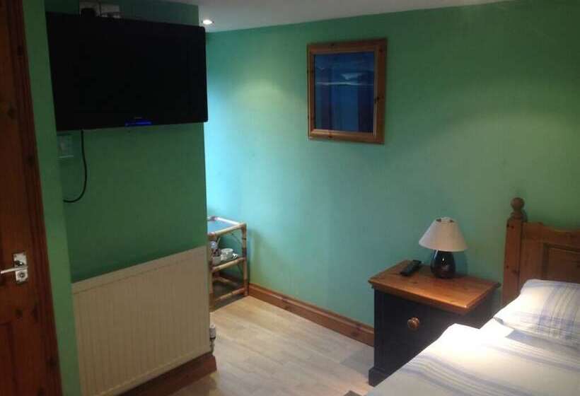 Hotel Quicksilver Mail