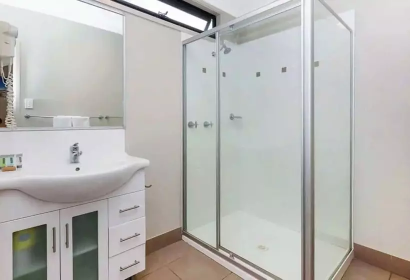 Hotelli Reflections Hawks Nest   Holiday Park