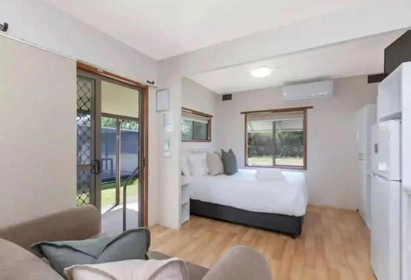 Hotelli Reflections Hawks Nest   Holiday Park