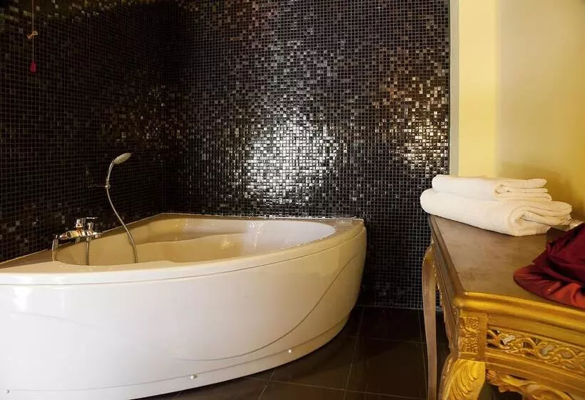 Hotelli Residence Montelago