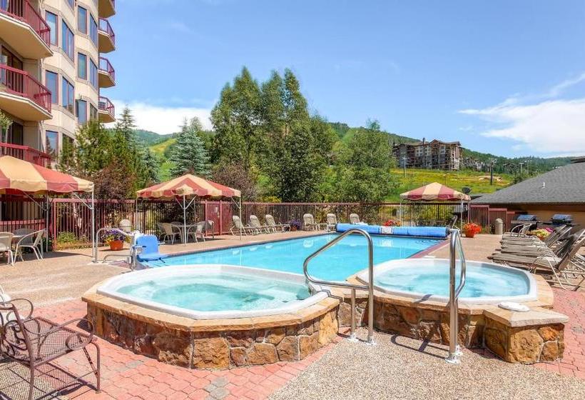 Torian Plum Plaza Condos