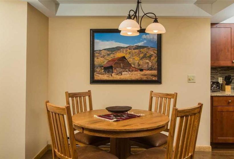 Torian Plum Plaza Condos