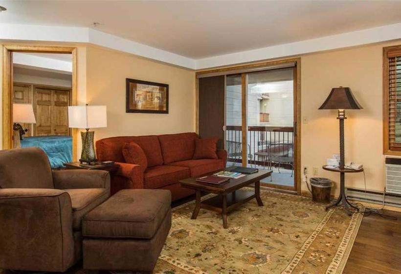 Torian Plum Plaza Condos