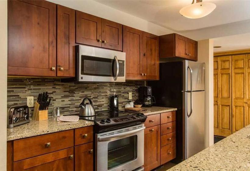 Torian Plum Plaza Condos