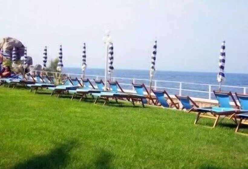 ホテル Villa Angelina