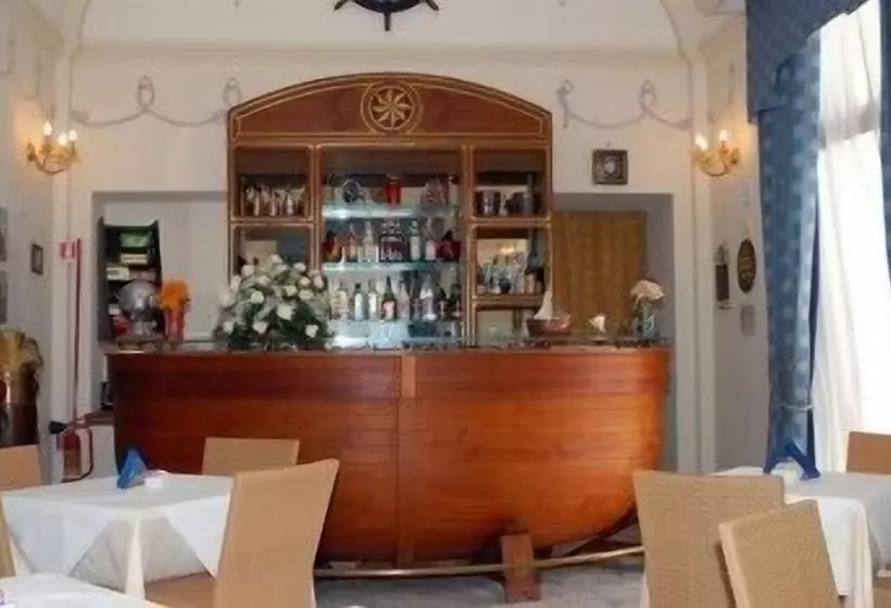 ホテル Villa Angelina