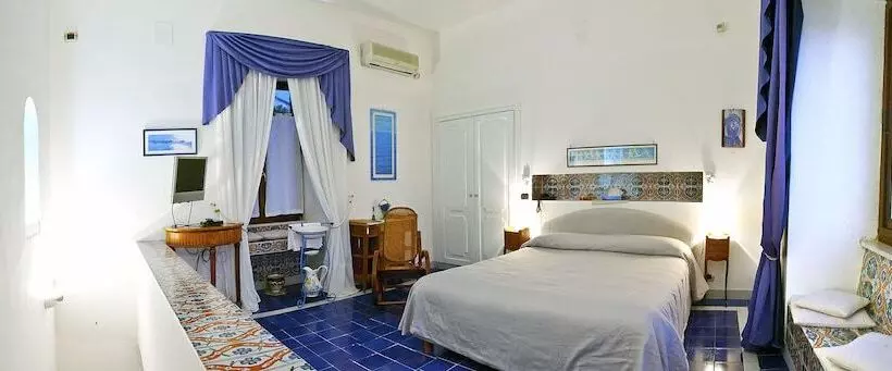 ホテル Villa Angelina