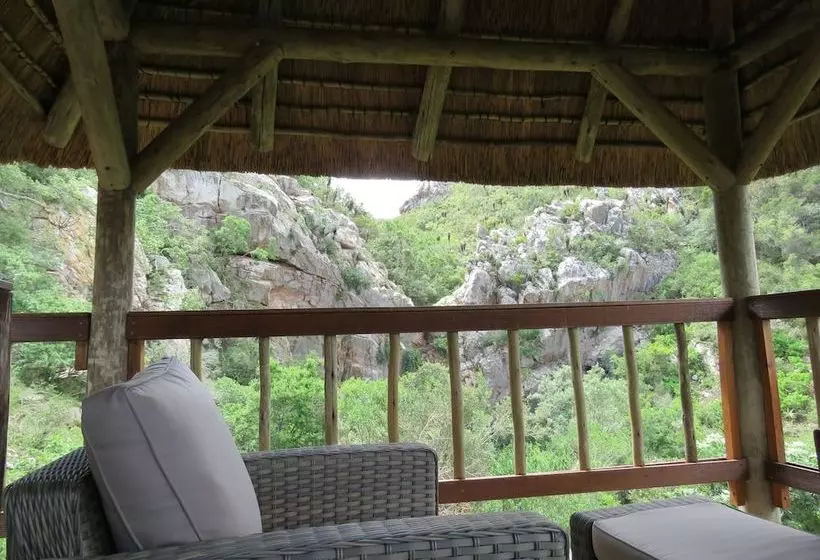 Hotelli Woodbury Lodge – Amakhala Game Reserve