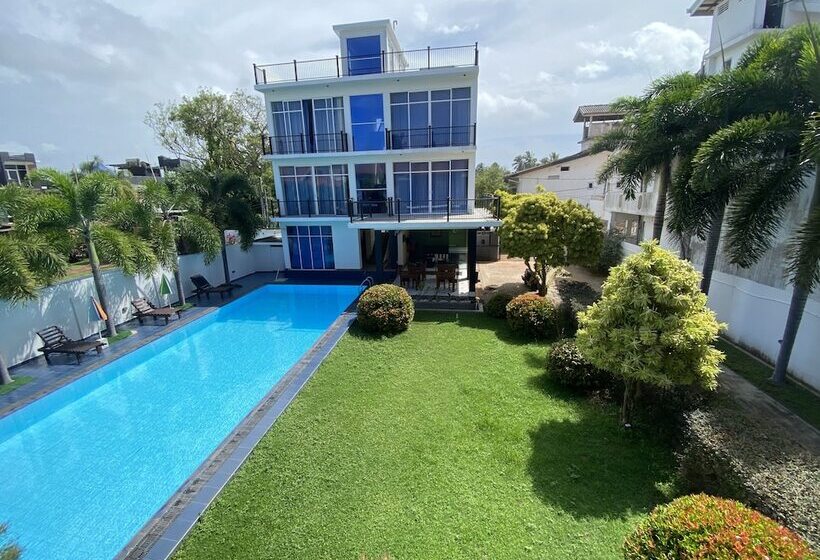 Pensione Christima Residence