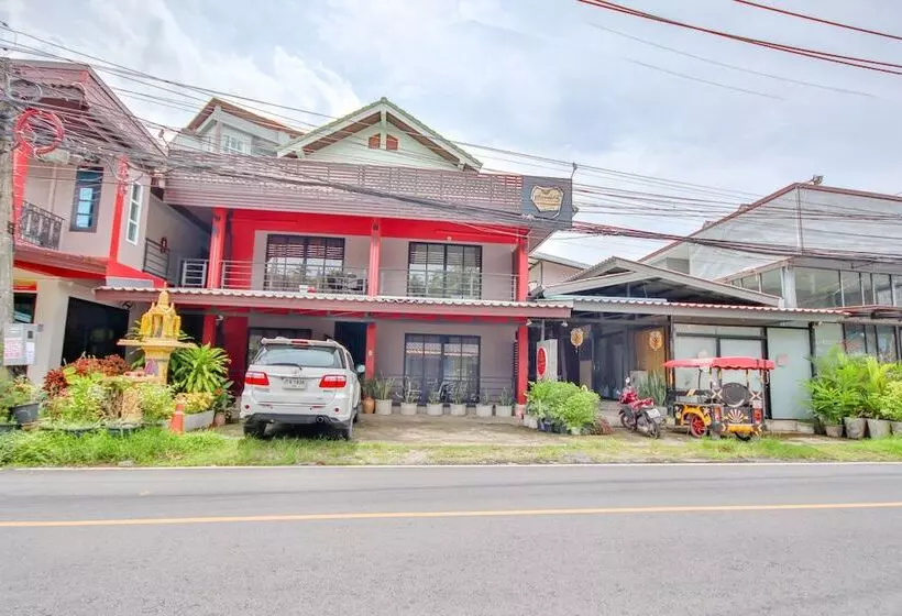 پانسیون The Morning Minihouse Aonang