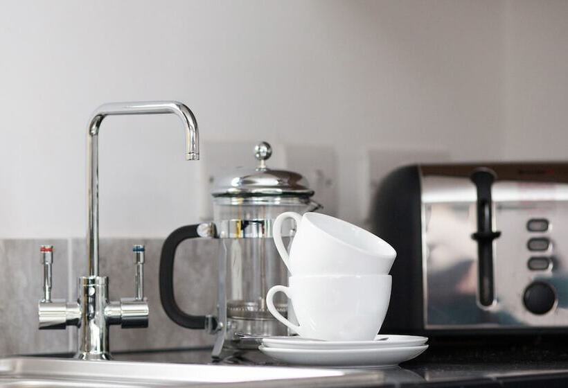 Quire Court Apartments