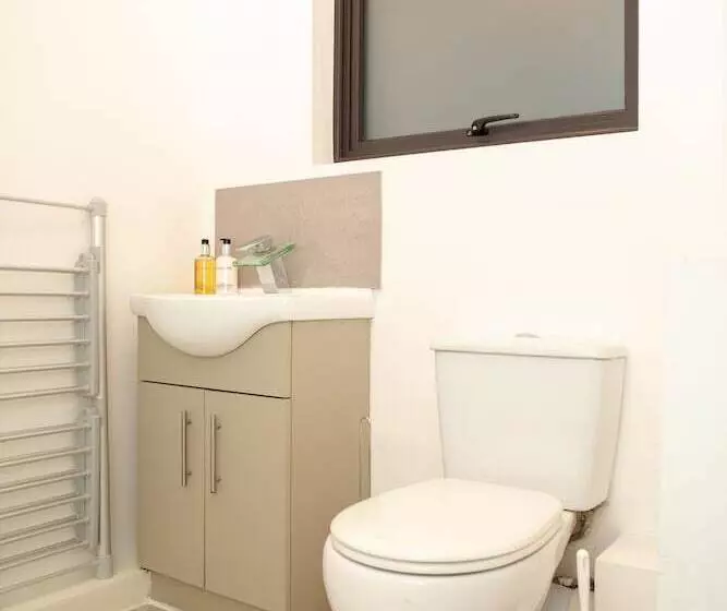 Quire Court Apartments