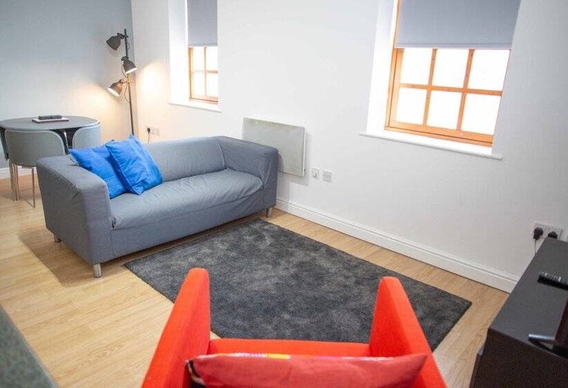 Quire Court Apartments