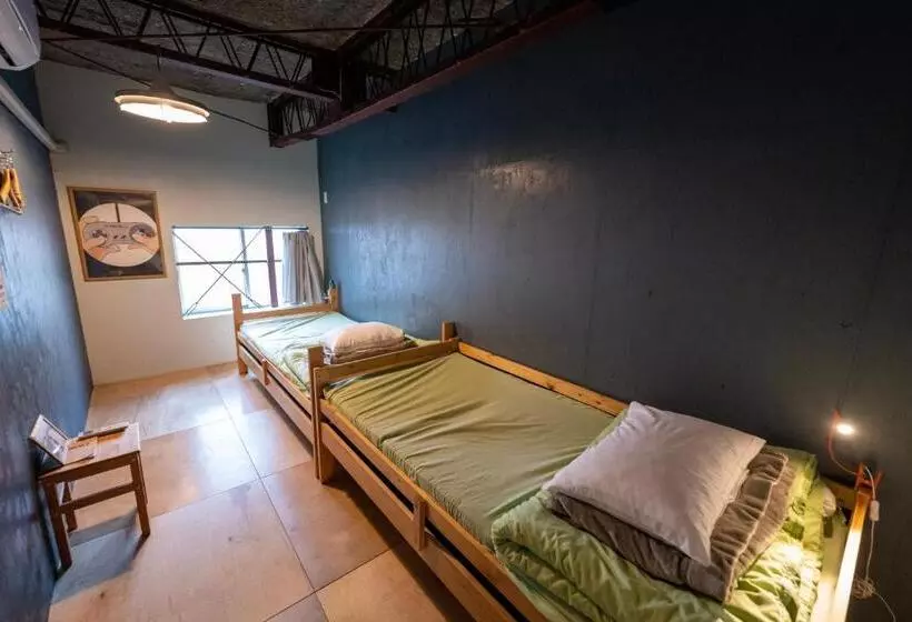 ユースホステル Kamp Houkan Cho Backpacker S Inn & Lounge