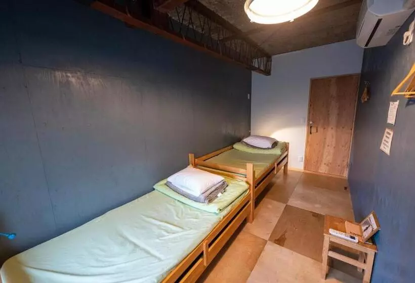 ユースホステル Kamp Houkan Cho Backpacker S Inn & Lounge