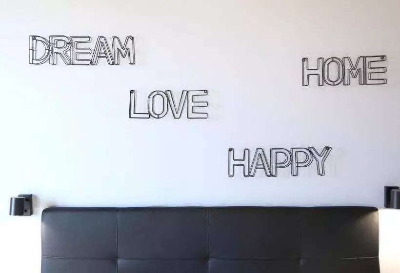 Bed and Breakfast Kiss Me Rome Luxury Rooms