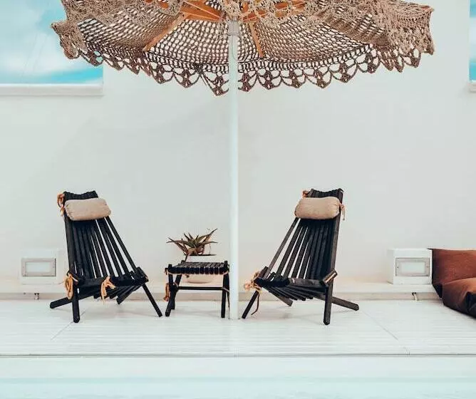 Aamiaismajoitus (B&B) Playa Del Mar  Adults Only