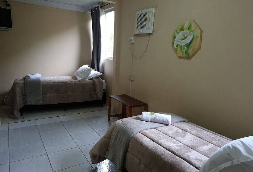 בית מלון כפרי Costamar Pousada