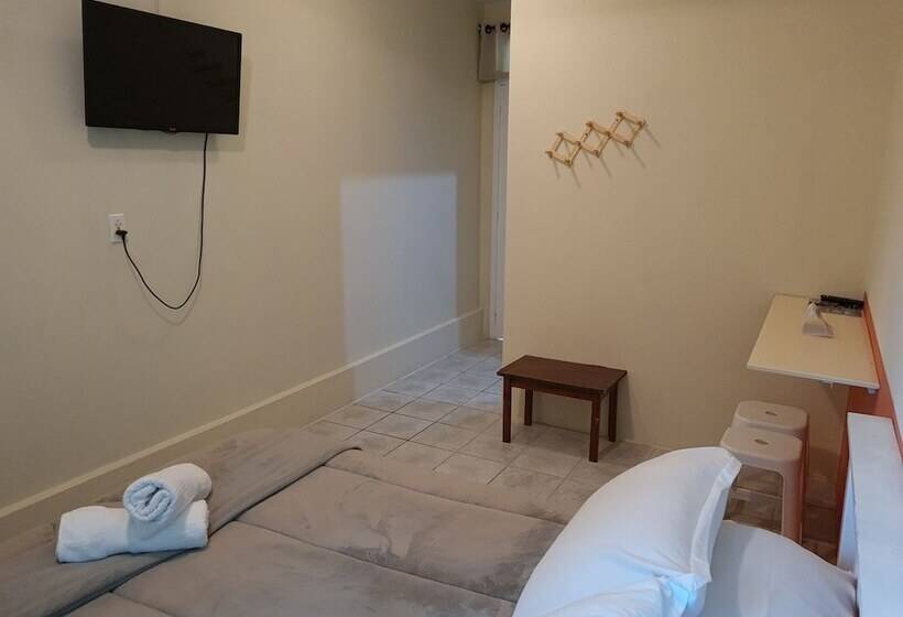 בית מלון כפרי Costamar Pousada