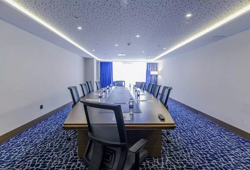 Nearport Hotel Sabiha Gokcen Airport