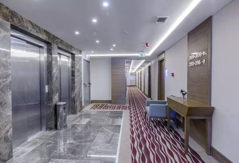 Nearport Hotel Sabiha Gokcen Airport