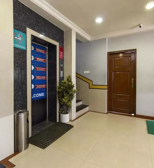 ホテル OYO Rooms AAB Marathalli