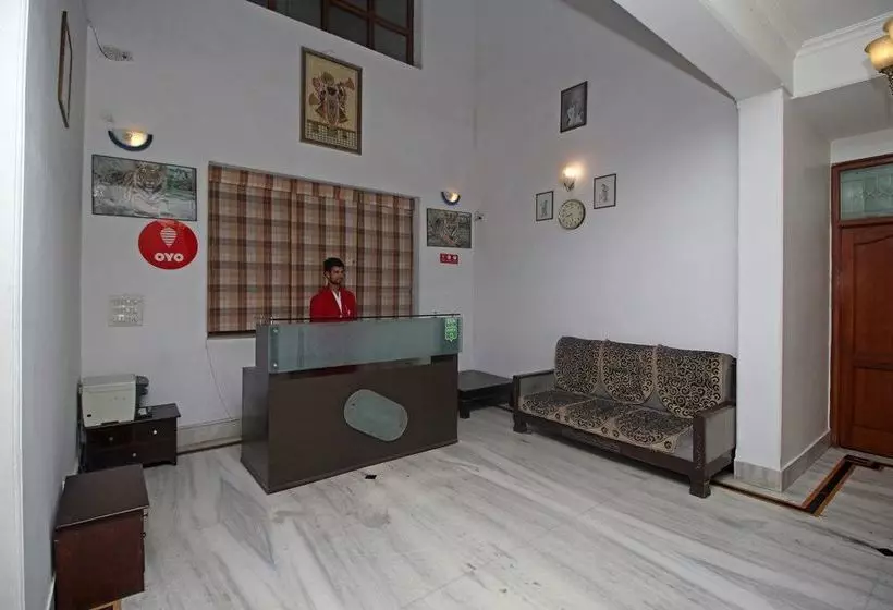 هتل Oyo Rooms Vaishali Nagar Sanskar School Road