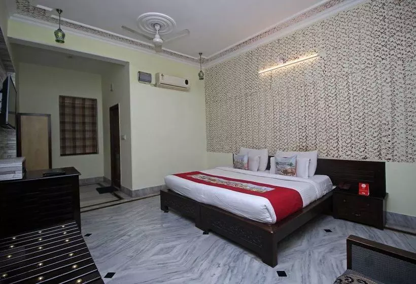 هتل Oyo Rooms Vaishali Nagar Sanskar School Road
