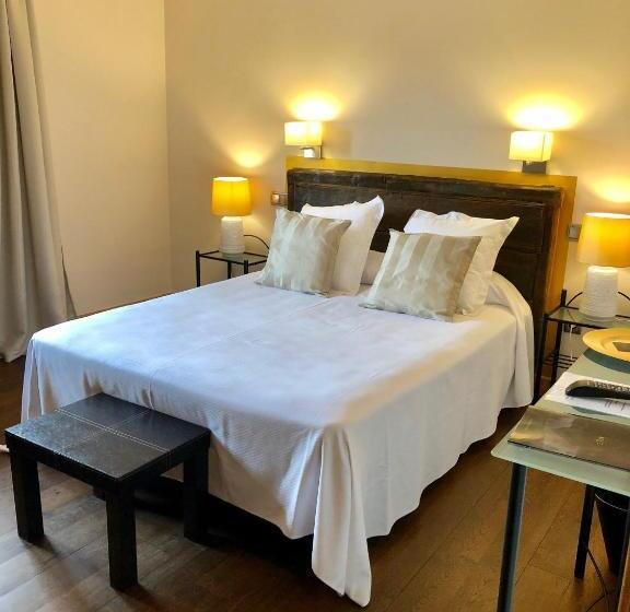 هتل Palacio De Arce