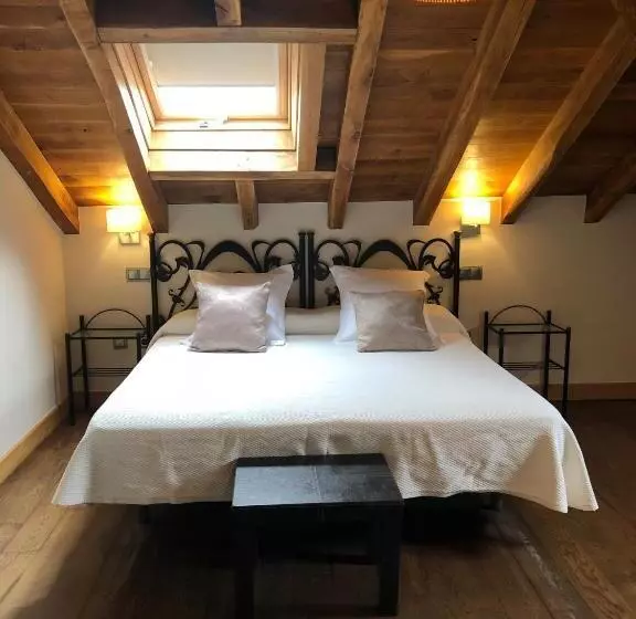 Hotelli Palacio De Arce