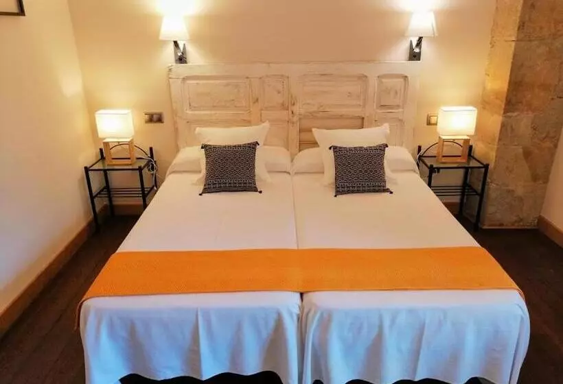 Hotelli Palacio De Arce